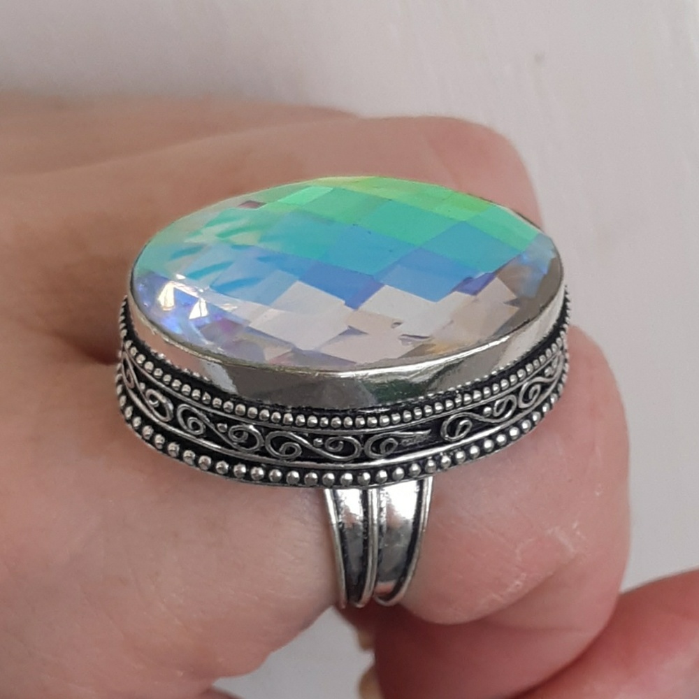 Silver Statement Ring with Iridescent Crystal